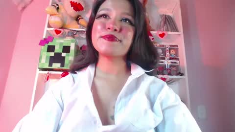 Im Evy online show from February 2025 06:44:01 PM