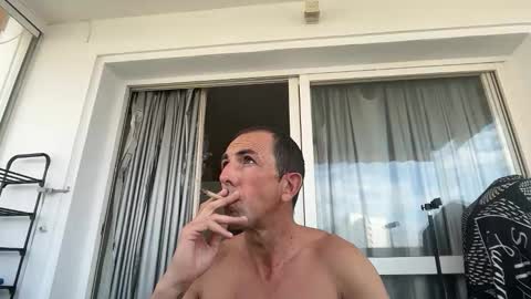 exhibitionist_30 online show from May 2026 08:09:02 AM
