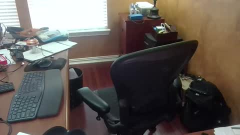 exhibitman69_ldb online show from April 2026 05:50:01 PM