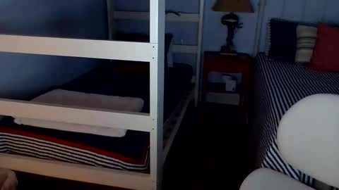 exhibitman69_ldb online show from April 2026 04:06:01 AM