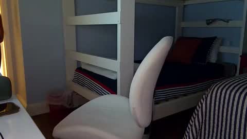 exhibitman69_ldb online show from April 2026 02:18:01 AM