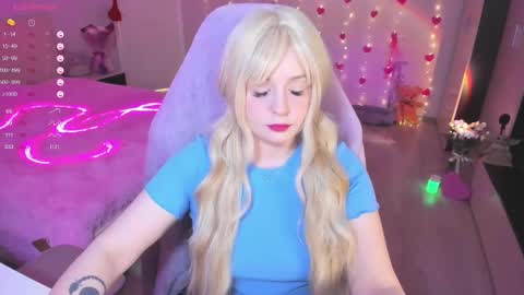 Snapshot of exhoneyangel chatting on March 2025 10:24:02 AM  Amy  online show from March 2025 10:24:02 AM