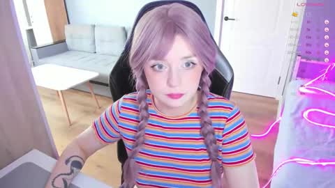Snapshot of exhoneyangel chatting on October 2025 10:12:02 AM  Amy  online show from October 2025 10:12:02 AM
