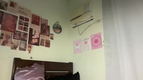 Angela online show from October 2025 02:50:02 AM