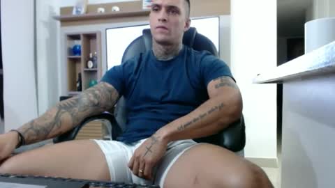 Snapshot of exotic_dude chatting on February 2025 11:41:01 PM camilo online show from February 2025 11:41:01 PM