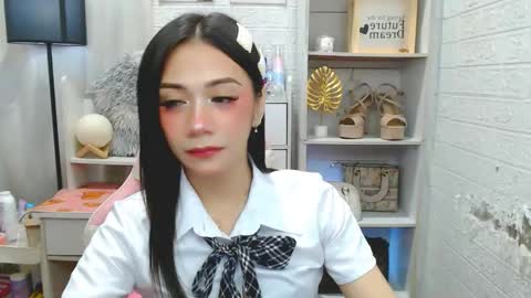 exotictssavie online show from November 2025 12:11:02 AM