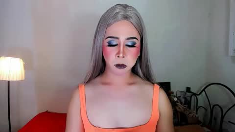 expensive_elise online show from March 2026 06:03:02 PM