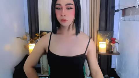 Snapshot of expensive_elise chatting on July 2026 09:12:02 AM expensive_elise online show from July 2026 09:12:02 AM