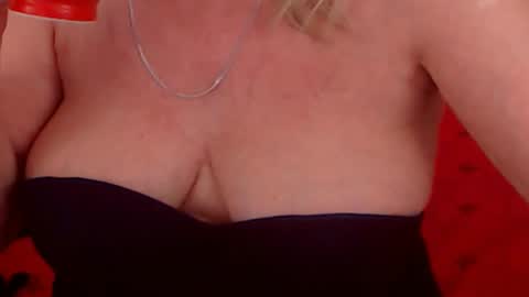 Alana online show from January 2025 10:51:02 PM