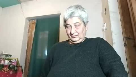 Snapshot of exquisitemature chatting on October 2025 09:21:02 AM ExquisiteMature online show from October 2025 09:21:02 AM