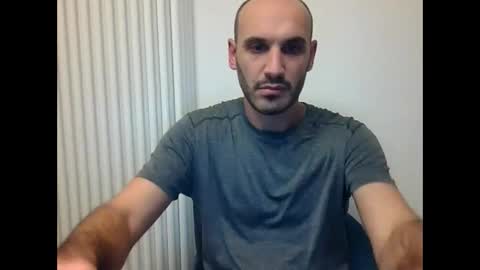 Extro online show from November 2025 10:09:02 PM