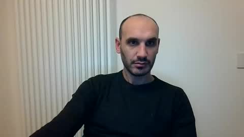 Extro online show from January 2026 12:12:02 AM