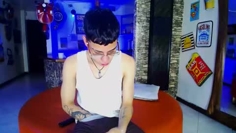 extrangers online show from January 2025 03:07:01 PM