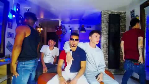 extrangers online show from January 2025 12:07:02 PM