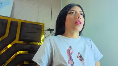 Snapshot of ey_im_simone_ chatting on July 2026 07:27:01 PM online show from July 2026 07:27:01 PM