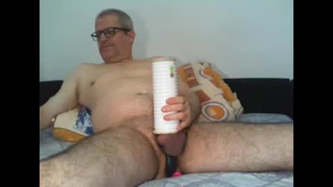 Snapshot of eyes12 chatting on April 2026 04:23:02 AM GEORGE online show from April 2026 04:23:02 AM