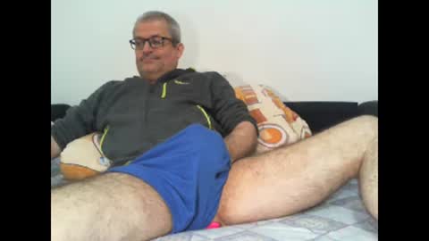 Snapshot of eyes12 chatting on April 2026 05:21:02 AM GEORGE online show from April 2026 05:21:02 AM