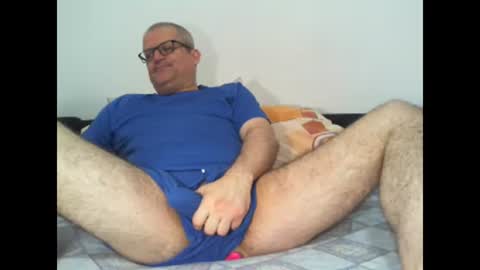 Snapshot of eyes12 chatting on April 2026 05:21:01 AM GEORGE online show from April 2026 05:21:01 AM