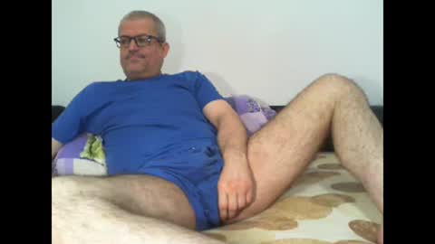 Snapshot of eyes12 chatting on April 2026 05:55:01 AM GEORGE online show from April 2026 05:55:01 AM