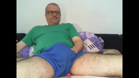 Snapshot of eyes12 chatting on April 2026 05:36:02 AM GEORGE online show from April 2026 05:36:02 AM