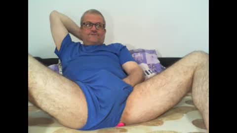 Snapshot of eyes12 chatting on May 2026 05:36:02 AM GEORGE online show from May 2026 05:36:02 AM