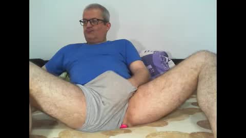 Snapshot of eyes12 chatting on May 2026 03:59:02 AM GEORGE online show from May 2026 03:59:02 AM