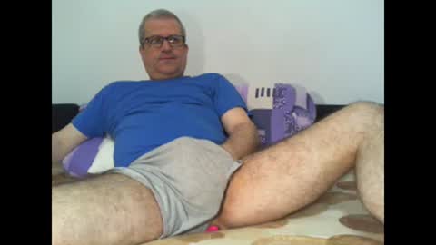 Snapshot of eyes12 chatting on May 2026 05:02:02 AM GEORGE online show from May 2026 05:02:02 AM