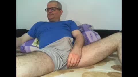 Snapshot of eyes12 chatting on May 2026 05:14:01 AM GEORGE online show from May 2026 05:14:01 AM