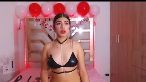 Snapshot of eylin_sofia chatting on February 2025 04:47:01 AM eylin_sofia online show from February 2025 04:47:01 AM