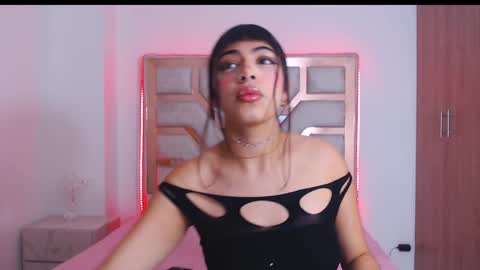 Snapshot of eylin_sofia chatting on February 2025 04:16:02 AM eylin_sofia online show from February 2025 04:16:02 AM
