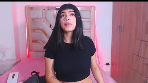 Snapshot of eylin_sofia chatting on February 2025 04:24:02 AM eylin_sofia online show from February 2025 04:24:02 AM