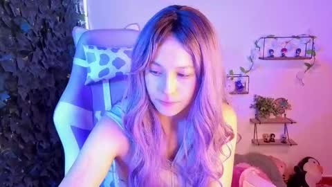 eymmy_24 online show from March 2026 01:30:01 AM