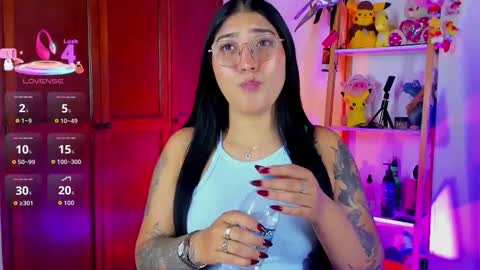 Emily online show from November 2025 11:16:02 PM