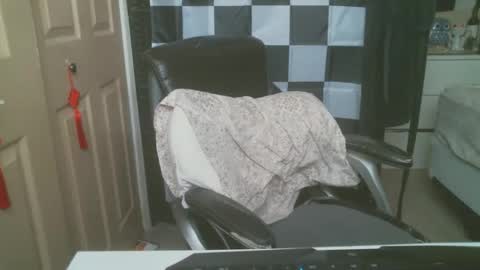 Ezra Naamah online show from March 2025 09:42:02 PM