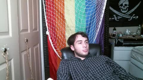 Ezra Naamah online show from December 2025 07:53:02 PM