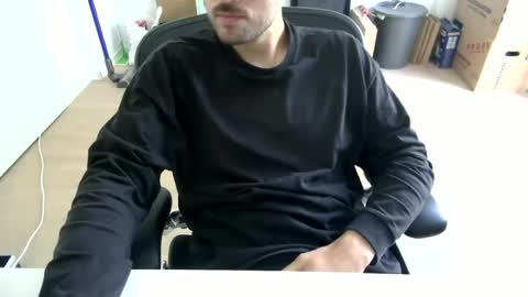 Snapshot of fabian_196 chatting on June 2026 10:39:02 AM Call me bitch online show from June 2026 10:39:02 AM