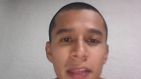 Snapshot of fabiar11 chatting on July 2026 02:55:01 AM R online show from July 2026 02:55:01 AM