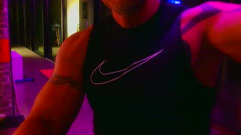 fabxxxl online show from April 2026 07:11:02 PM