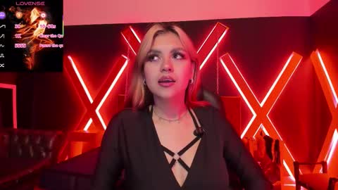 Snapshot of fabzy_fab chatting on March 2026 11:39:02 AM fabzy online show from March 2026 11:39:02 AM