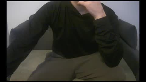 Snapshot of facelessescape chatting on March 2026 11:37:01 AM FacelessEscape online show from March 2026 11:37:01 AM