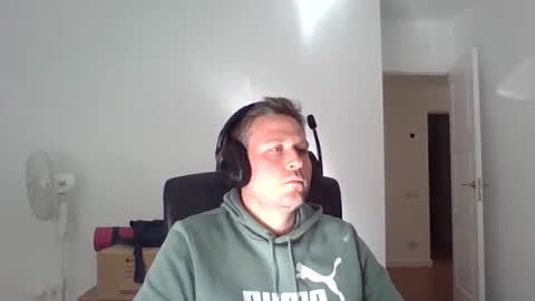 faer_087 online show from October 2025 01:23:02 PM