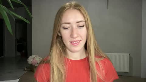 Snapshot of fairy_face chatting on October 2025 05:24:02 PM fairy_face online show from October 2025 05:24:02 PM