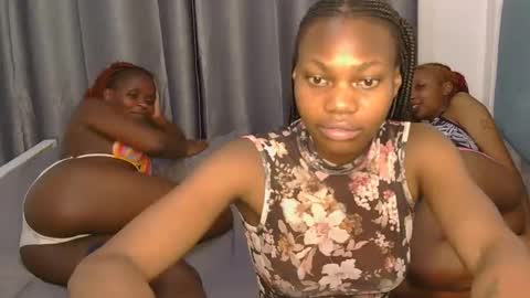 Snapshot of fairy_pearl chatting on April 2026 05:37:01 PM fairy_pearl online show from April 2026 05:37:01 PM