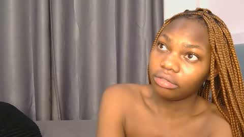 Snapshot of fairy_pearl chatting on May 2026 05:45:02 AM fairy_pearl online show from May 2026 05:45:02 AM
