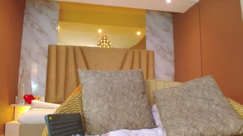 FAIRY online show from October 2025 08:40:02 PM