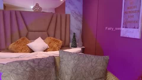 FAIRY online show from December 2025 08:50:02 PM