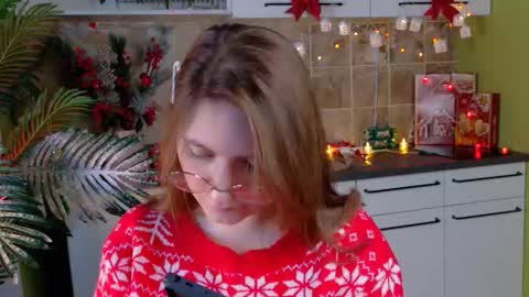 Tara online show from December 2025 09:55:01 PM