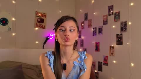 Kaori online show from September 2025 07:36:01 PM