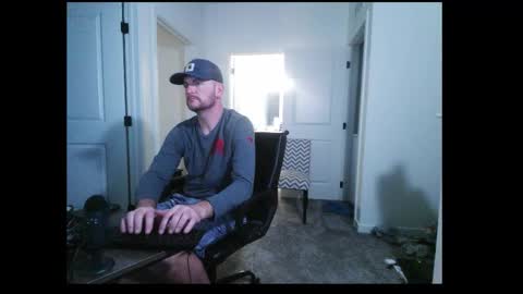 Daddy online show from November 2025 12:16:02 PM