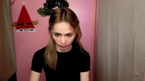 Snapshot of familystroke_twinny8 chatting on December 2024 08:13:01 AM Alexandra x Alexandro online show from December 2024 08:13:01 AM